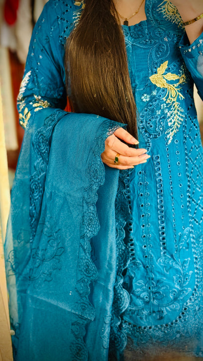 Zinc Grey Embroidered Lawn Suit – 3 Piece Designer Outfit with Net Dupatta | F FOR FASHION London