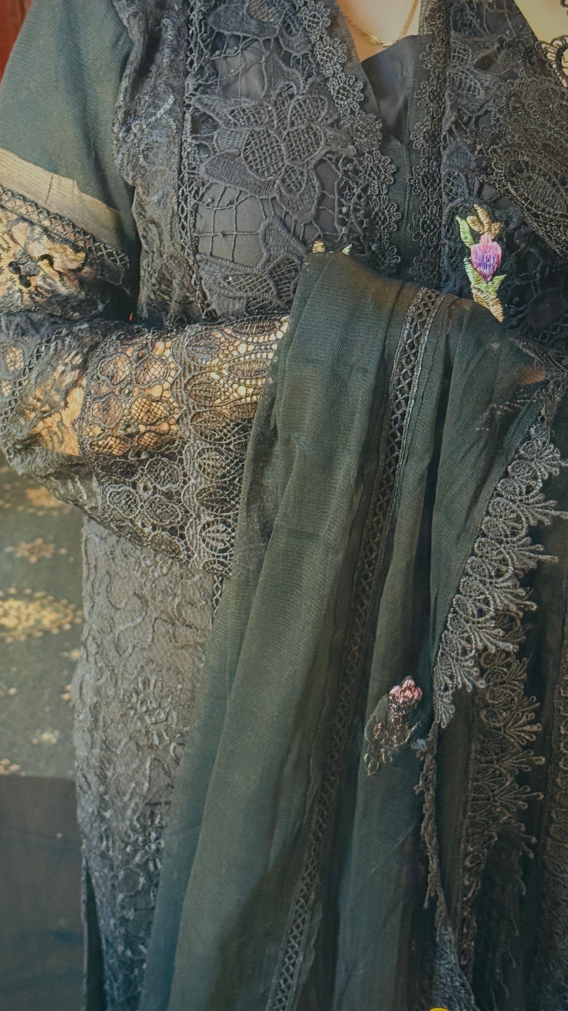 Premium Stitched Designer Suit – Net Dupatta, Raw Silk Trousers & 3D Resham Embroidery FFORFASHION